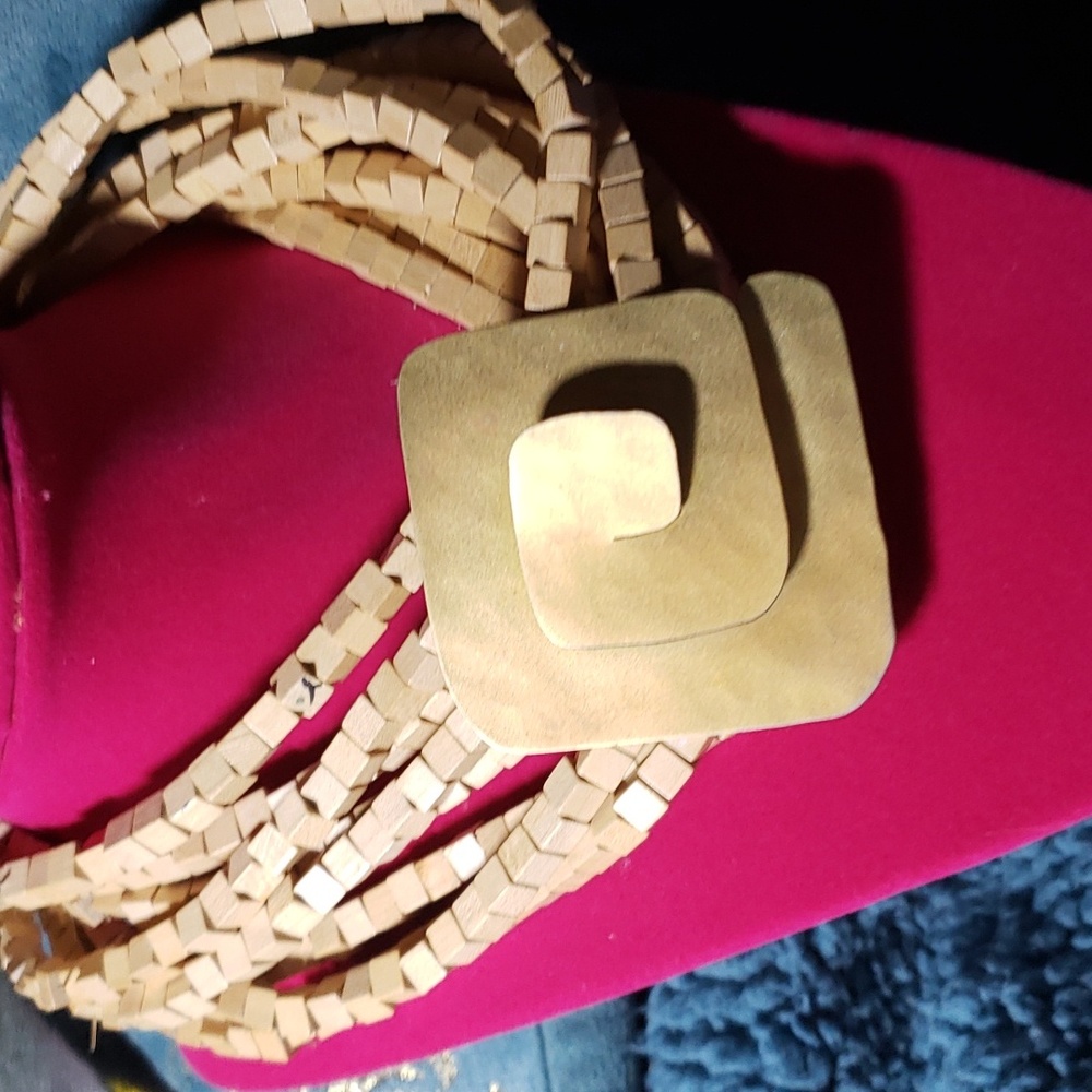 VTG necklace